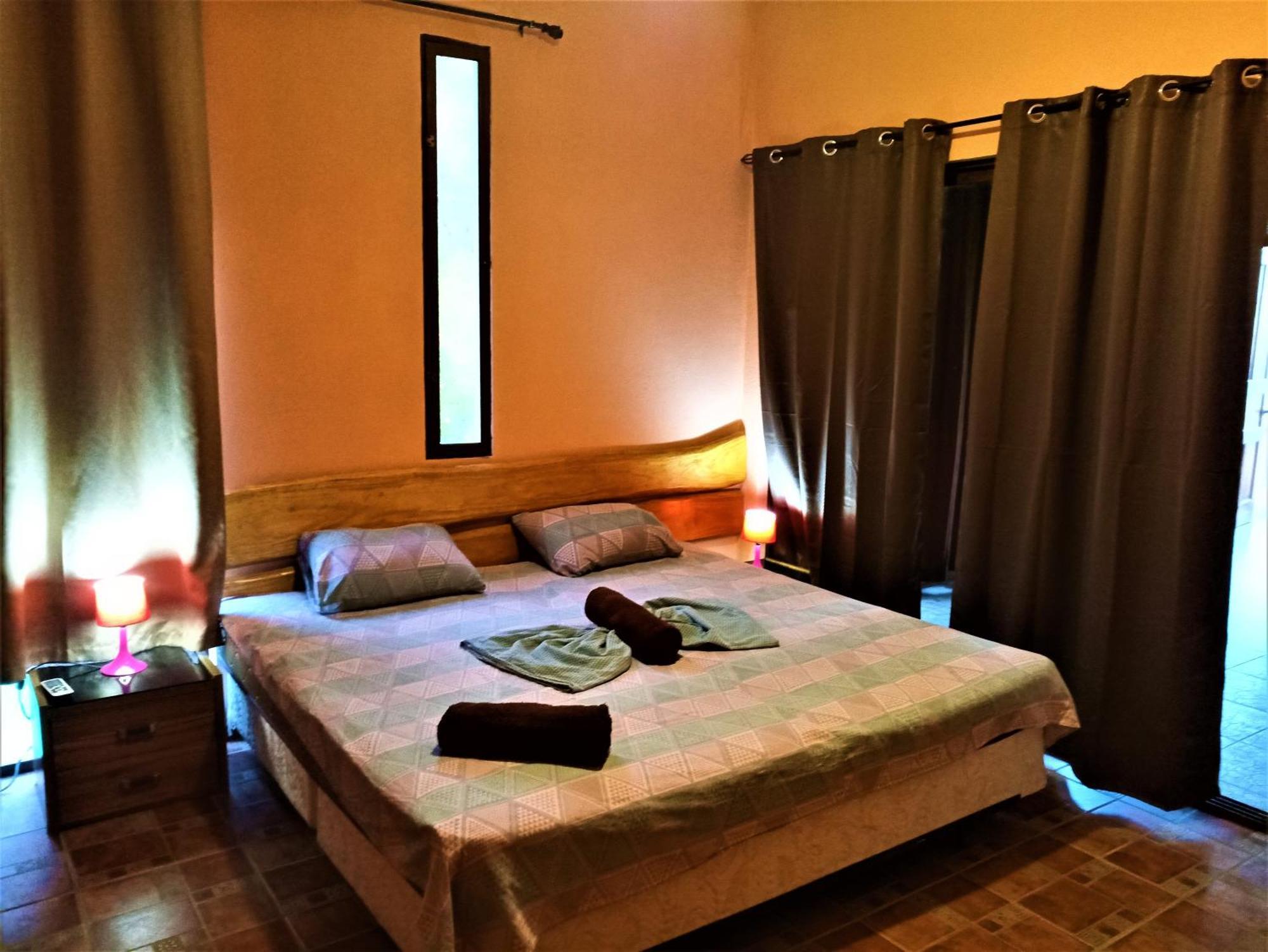 Apartments In Samara Ac Hw 200Mts To The Beach Eksteriør bilde